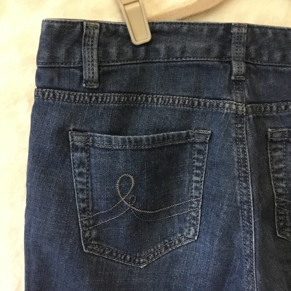 Loft Blue Capri Jeans - Picture 11 of 11